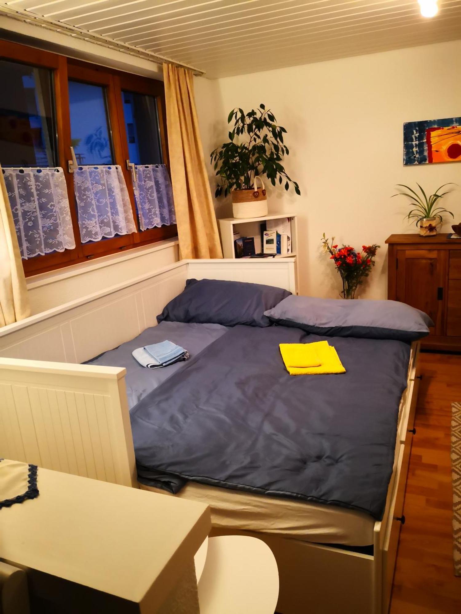 Garten-Wohnung Eschen Esterno foto
